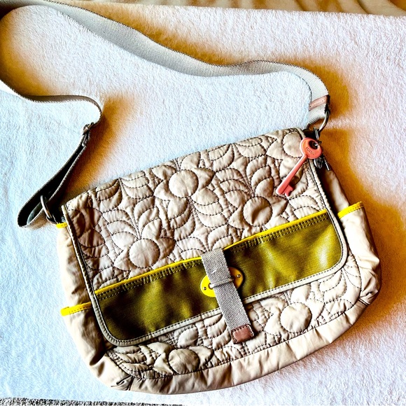 Fossil Bags Keyper Fosilll Tan Quilted Crossbody Messenger Bag